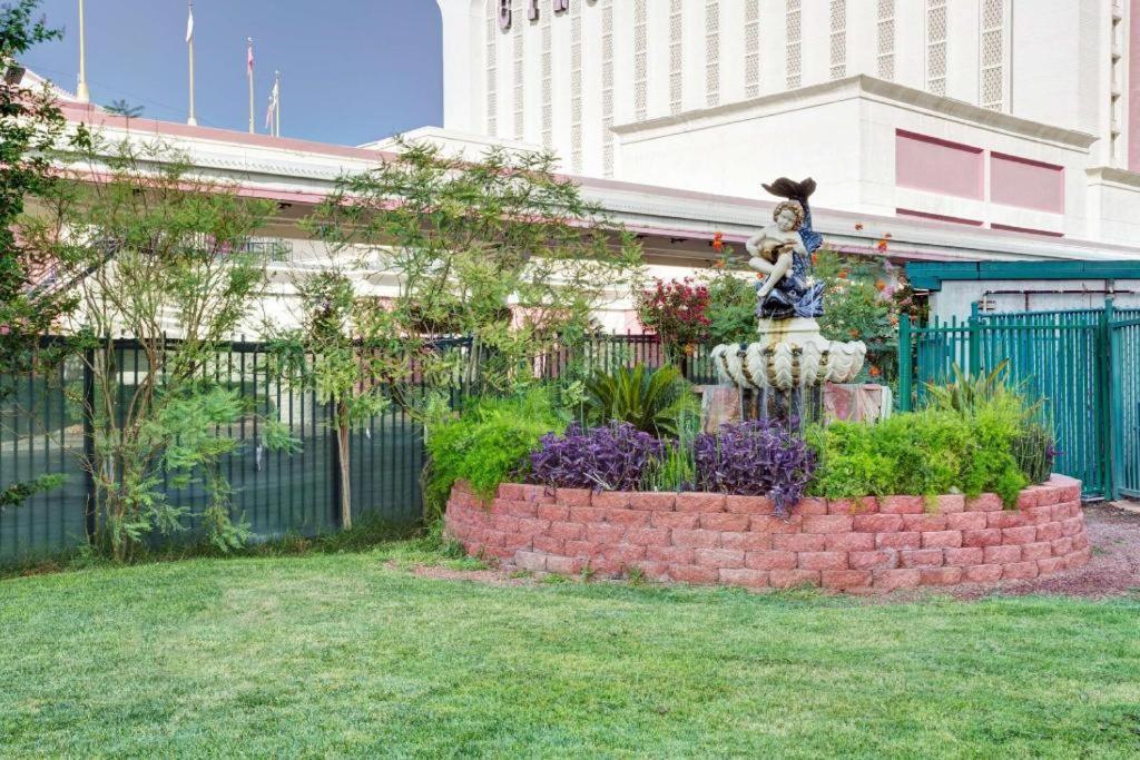Travelodge By Wyndham Las Vegas Extérieur photo
